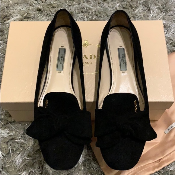 PRADA flats - Stunning black suede - Picture 3 of 7